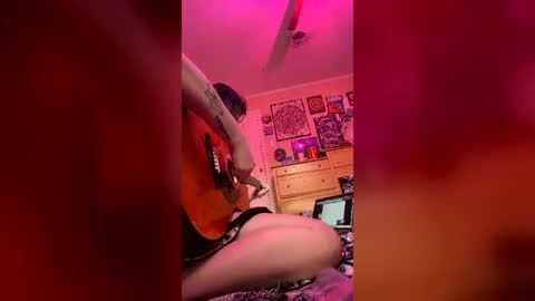 unemployedstripper online show from August 5, 9:24 pm