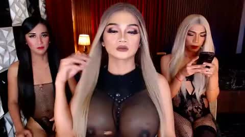 unforgettablejasmin online show from August 13, 12:02 am