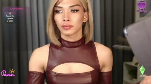 Miss Andrea online show from July 30, 11:17 am