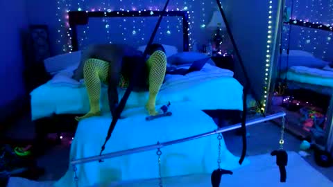 upallnight3654 online show from July 23, 7:00 am