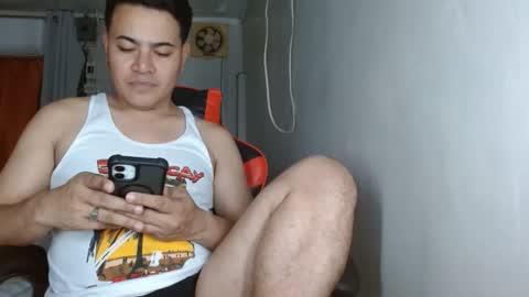 ur_asian_admirer online show from June 3, 10:08 am
