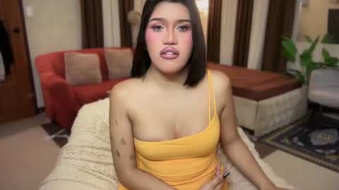 ur_bombshellpatty online show from August 3, 7:43 pm
