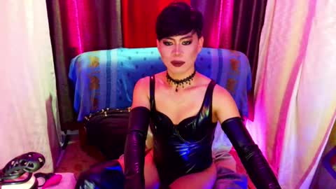 MISS ANNA online show from August 15, 9:46 am