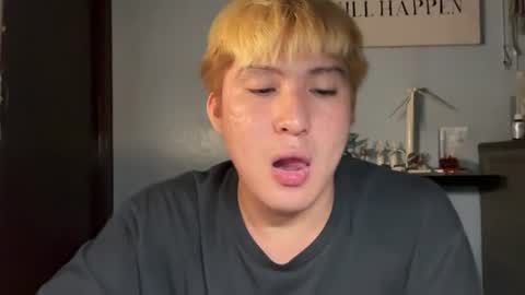 Jq online show from August 12, 6:32 pm