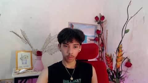 ur_just_mine online show from August 12, 7:16 pm