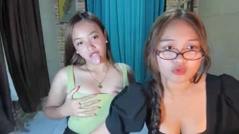 ur_naugthy_rose online show from June 8, 8:31 am