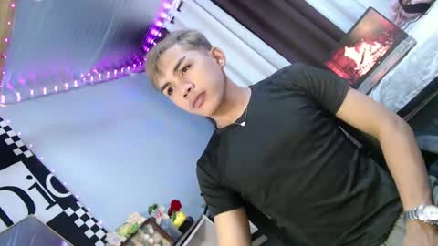 ur_shan21 online show from July 12, 4:52 am