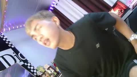 ur_shan21 online show from July 14, 4:17 am