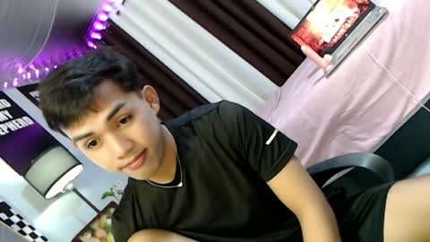 ur_shan21 online show from August 6, 7:46 pm