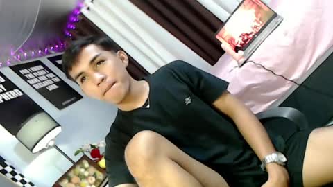 ur_shan21 online show from August 7, 6:52 pm