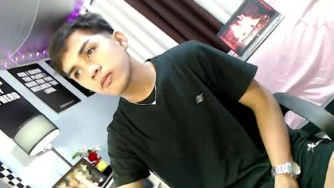 ur_shan21 online show from August 8, 7:52 am