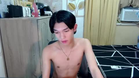 urasian_john20 online show from July 24, 7:33 am