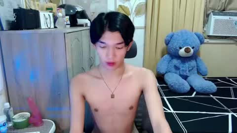 urasian_john20 online show from July 25, 2:21 pm