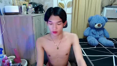 urasian_john20 online show from July 26, 4:12 pm