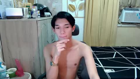 urasian_john20 online show from August 2, 2:46 pm