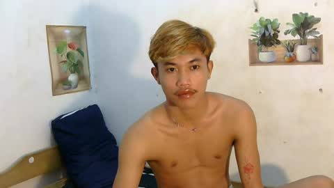 urasian_jomarie online show from August 2, 4:03 pm