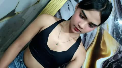 urasian_latinaxxx online show from August 12, 12:18 pm