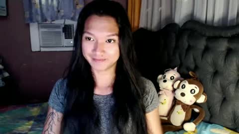 NEWRA  ALLISON online show from June 21, 2:12 am