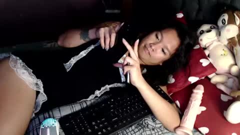 NEWRA  ALLISON online show from July 20, 5:05 pm