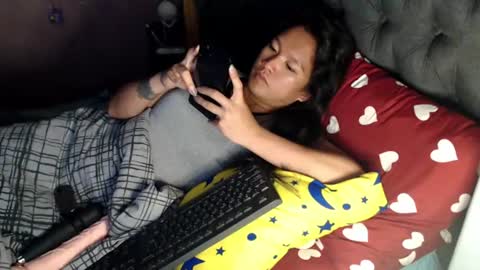 NEWRA  ALLISON online show from July 20, 7:50 pm
