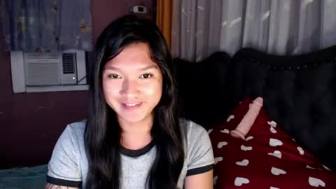 NEWRA  ALLISON online show from July 31, 2:51 am