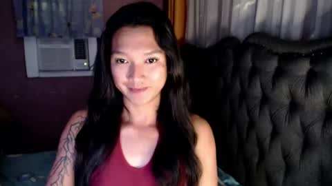 NEWRA  ALLISON online show from August 12, 1:08 am