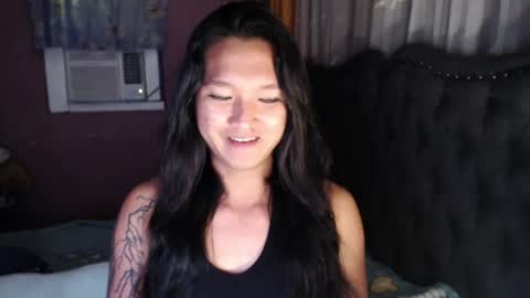 NEWRA  ALLISON online show from August 14, 1:09 am