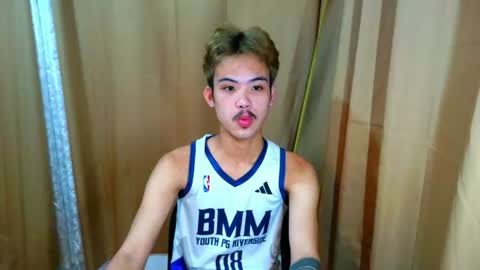 urasiancumboix2 online show from July 17, 1:27 am