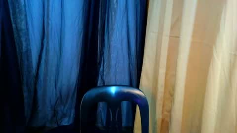 urasiancumboix2 online show from August 17, 5:40 pm
