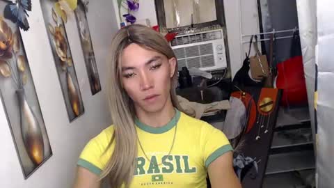 urasianfairypirncessxx online show from August 10, 4:52 pm
