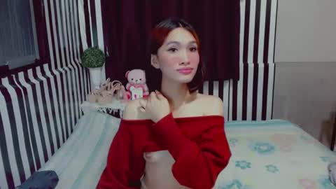 urblossom_princess online show from August 4, 11:13 pm
