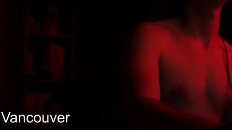 urboytoy_512 online show from May 14, 6:13 am