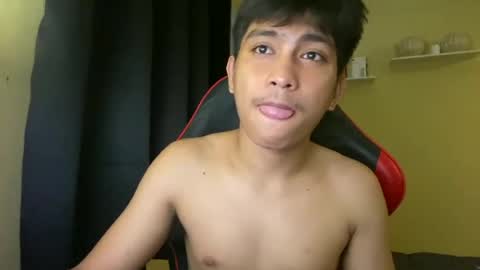 Dannie online show from August 4, 5:32 pm