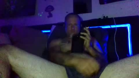 urdaddy875867 online show from August 6, 4:00 am