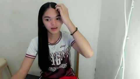 urdoll_alliah online show from May 14, 7:40 am