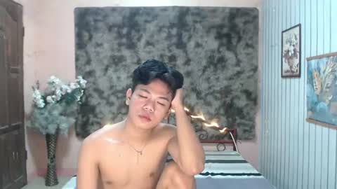 urdreamboy_doms online show from August 3, 2:35 pm