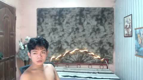 urdreamboy_doms online show from August 6, 4:22 am