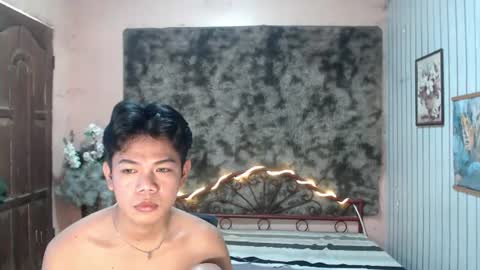 urdreamboy_doms online show from August 6, 5:39 am