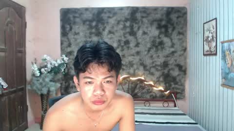 urdreamboy_doms online show from August 7, 11:10 am