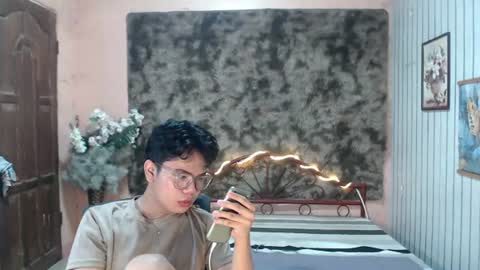 urdreamboy_doms online show from August 9, 12:22 am