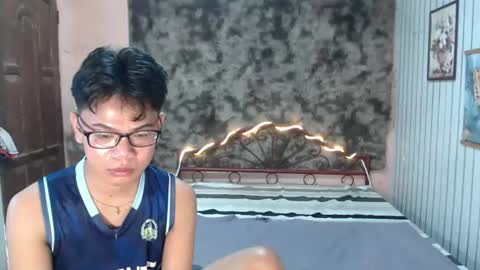urdreamboy_doms online show from August 11, 2:35 am