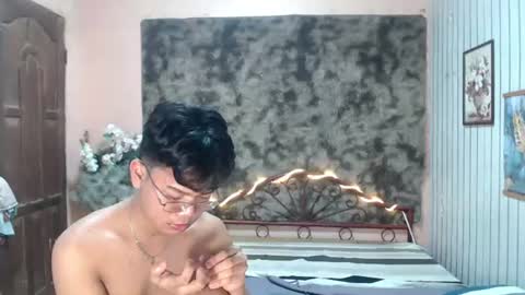 urdreamboy_doms online show from August 14, 9:02 am