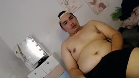 ure_fattytoy143 online show from July 26, 4:45 pm