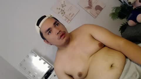 ure_fattytoy143 online show from July 27, 1:05 pm