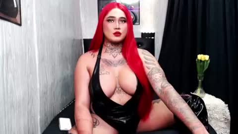Maxxie online show from August 11, 6:48 am