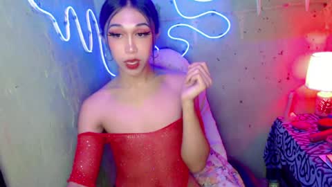urfantasy_sweetxcali69 online show from August 7, 8:20 pm