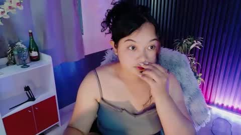 Scarlet online show from March 19, 5:33 am