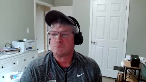 Gregor online show from April 29, 7:38 pm