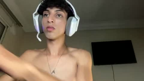 urfavtwinkx21 online show from August 2, 6:59 pm