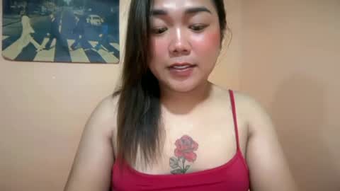 Dimple online show from August 10, 8:43 pm